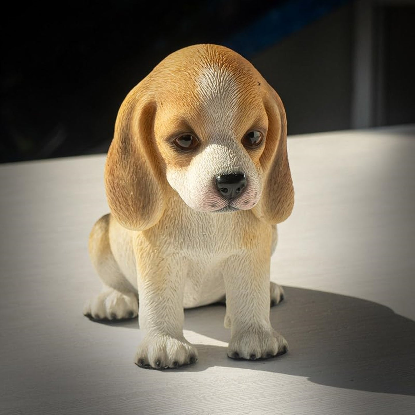 Adorable Sitting Beagle Figurine Realistic Lifelike Statue Decorative Puppy Dog Polyresin 5.75 inch