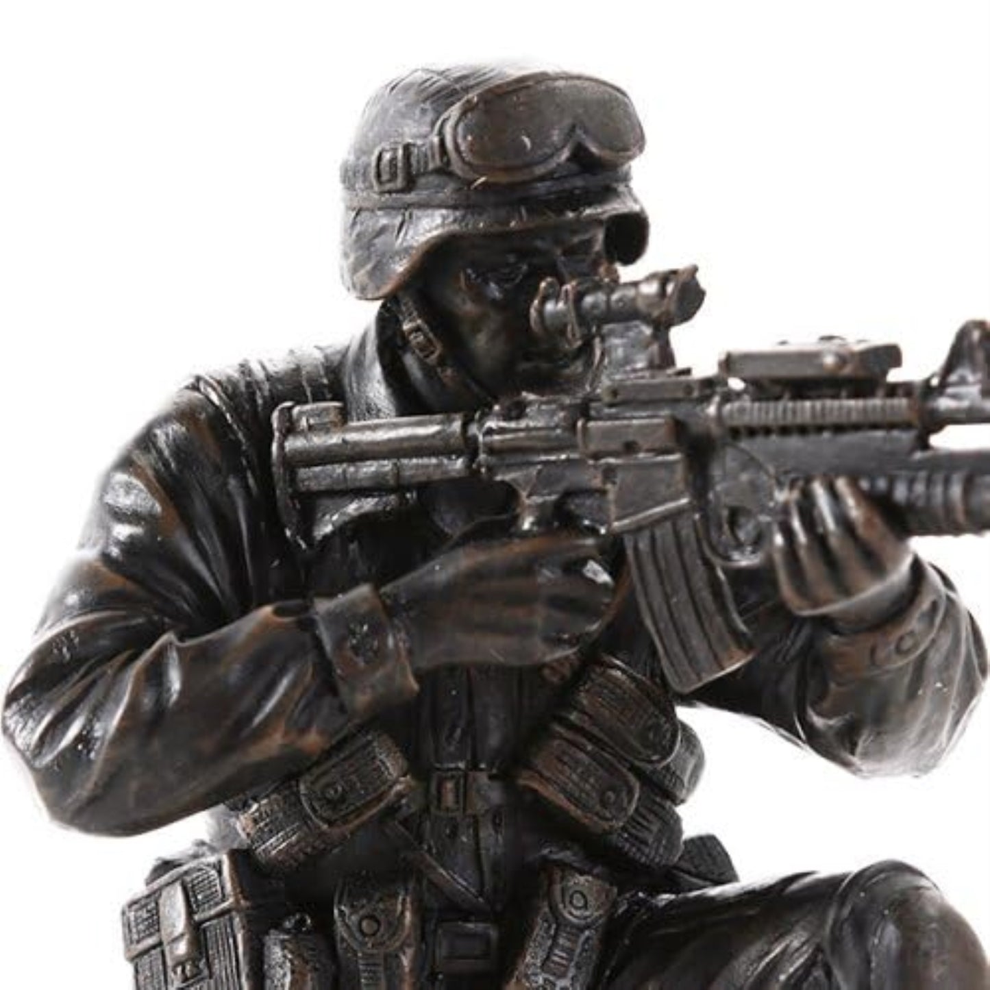 America's Finest Brave Soldier Military Heroes Collectible Figurine 5.25 x 5.5 inch