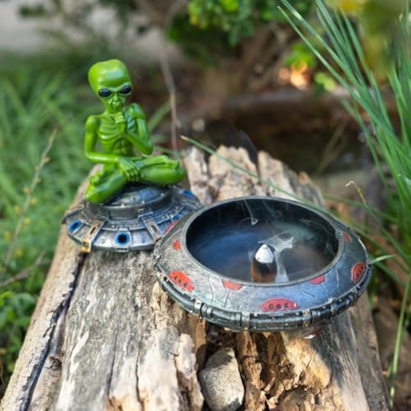 Cosmic Alien Incense Cone Burner Backflow Design Black and Silver Resin 5.9 inch